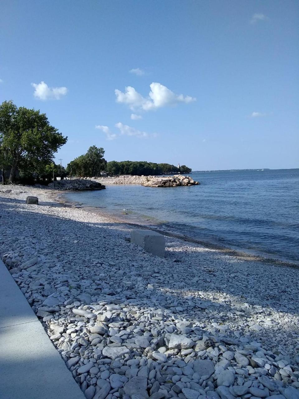 Lake Point Motel Marblehead Exteriör bild